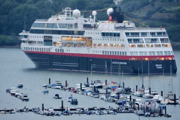 14 September 2022 - 07:18:22

------------------------
Cruise ship Maud arrives  in Dartmouth